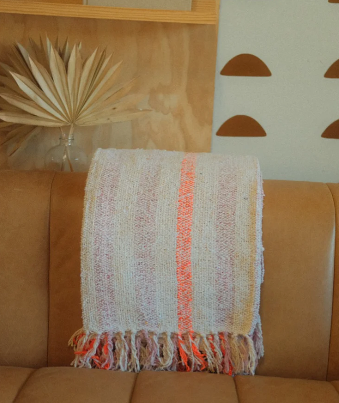 Sustainable Throw Blanket - Just Peachy