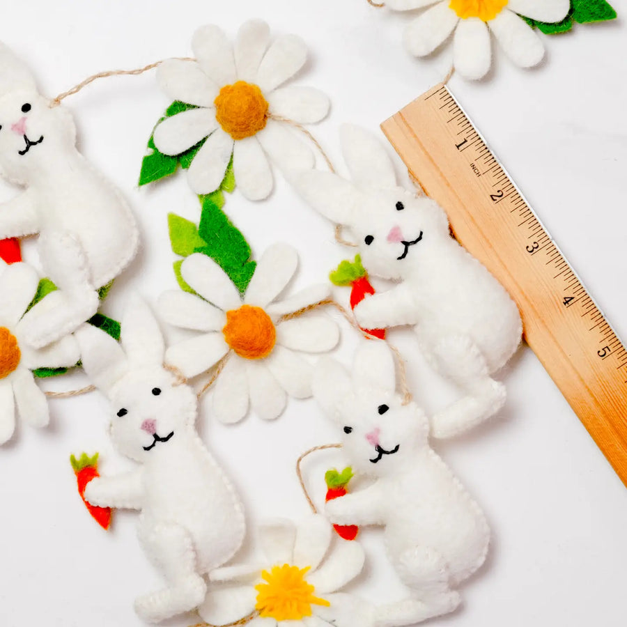 Garland - Bunny and Daisy Chain